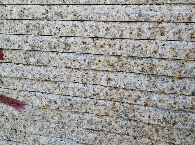 影响石材工具加工性的主要因素磨光板材:花岗岩石材经精细加工,表面