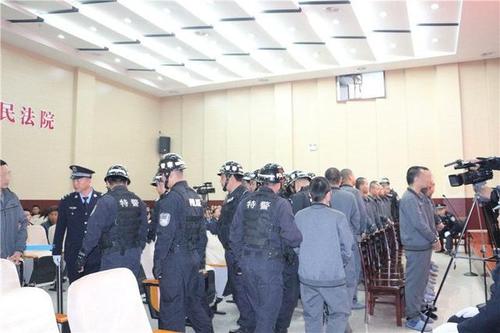 韩城法院司法警察大队顺利完成一起重大涉恶势力犯罪集团案件庭审警务