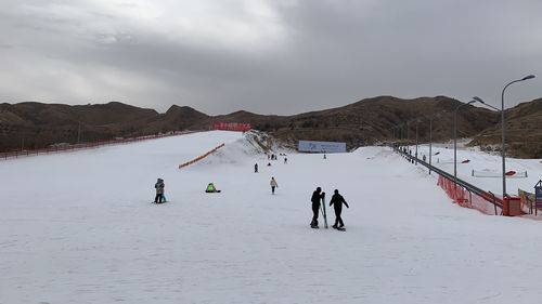 包头昆仑国际滑雪场好玩吗,包头昆仑国际滑雪场景点怎么样_点评_评价