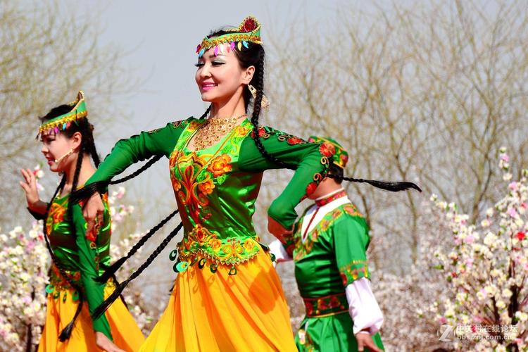 新疆民俗风情歌舞