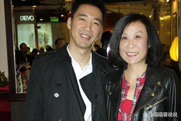 苏小明离婚38年她出国留学后再婚生子前夫如今过的怎样