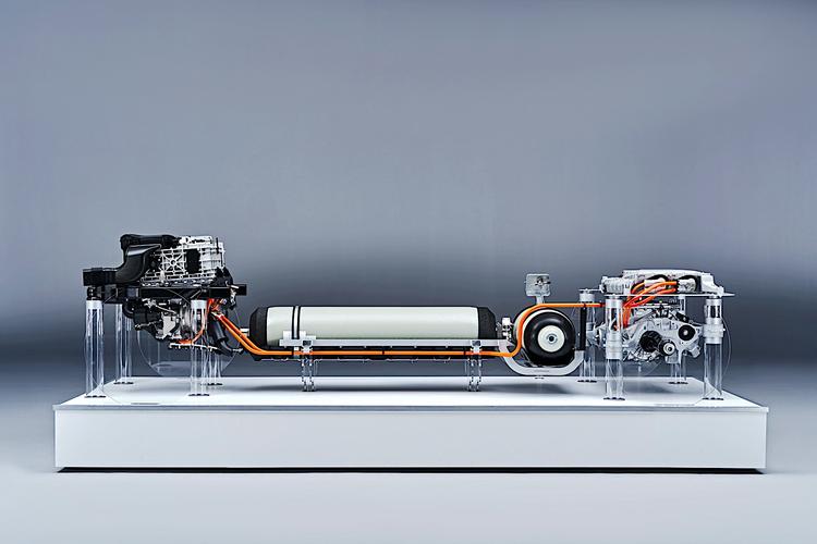 氢内燃机与氢燃料电池谁更能代表未来