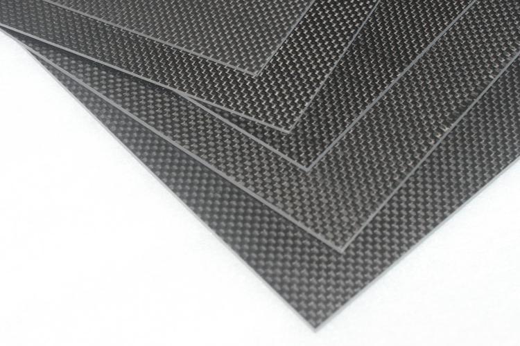 斜纹亮光碳纤维板供应全碳纤维材料碳纤维板加工3k斜