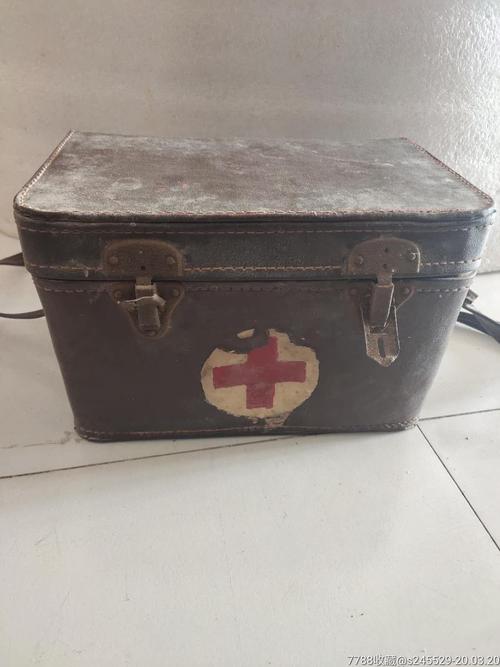 民国时期老医药箱