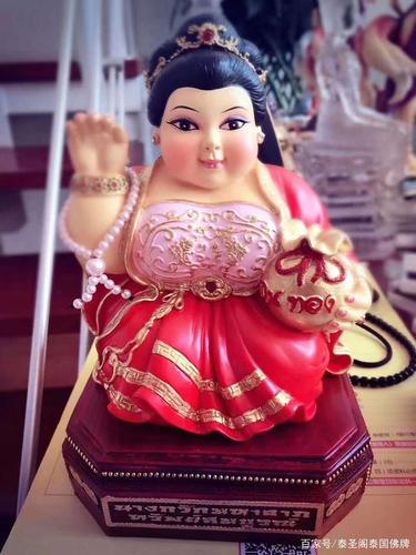 泰圣阁掌管八方之财的女财神招财女神泰国佛牌