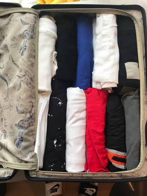 50件衣服怎么装进行李箱?70国环球旅行家私藏分享