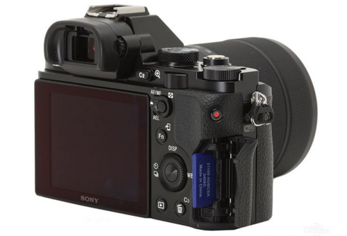 索尼微单相机哪款比较好索尼a7现在还值得买吗