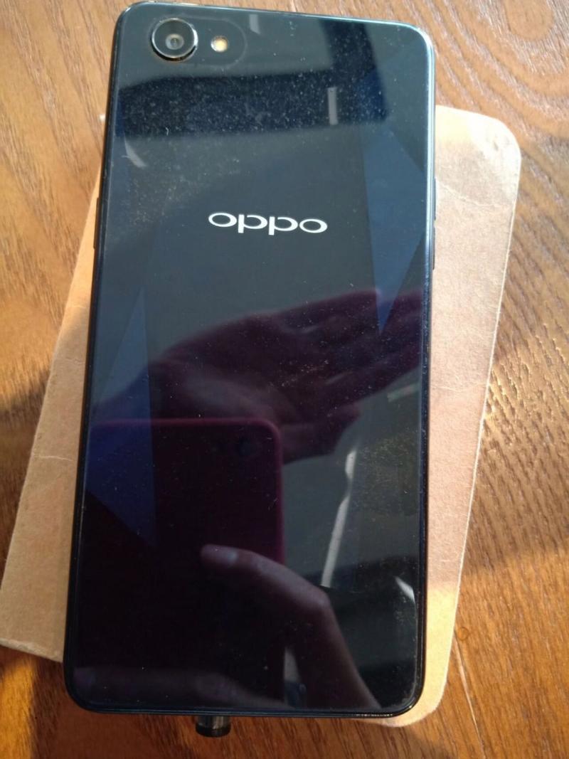 oppo a3 备用金    oppoa3      换手机了 360 元 刷卡双待4 128g