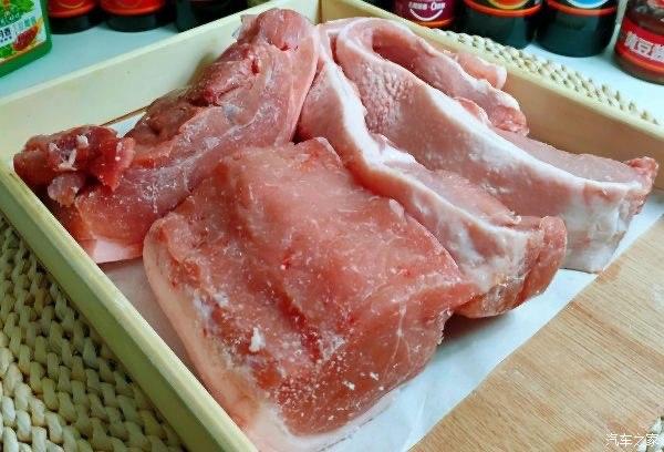 准备10斤猪肉