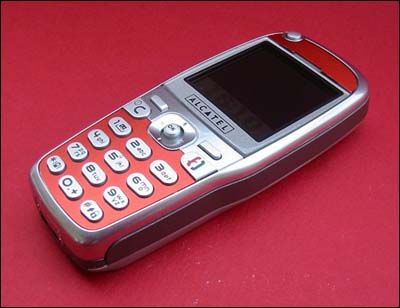 阿尔卡特ot535将在下月登陆 售价约为2000元  阿尔卡特手机一直没