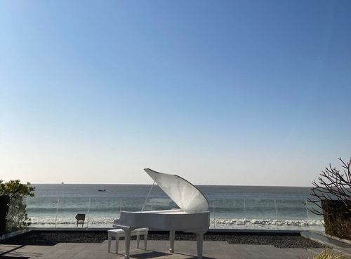 海边的钢琴