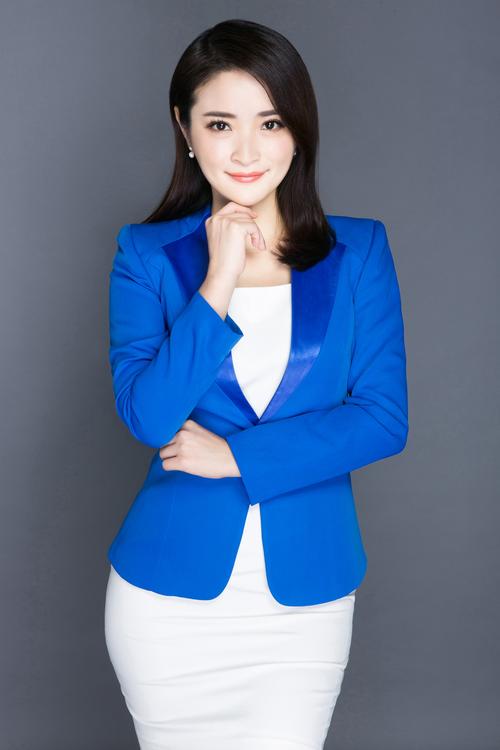  p>陈慧媛,女,出生于河南周口,毕业于广州大学新闻系,现任广东新闻