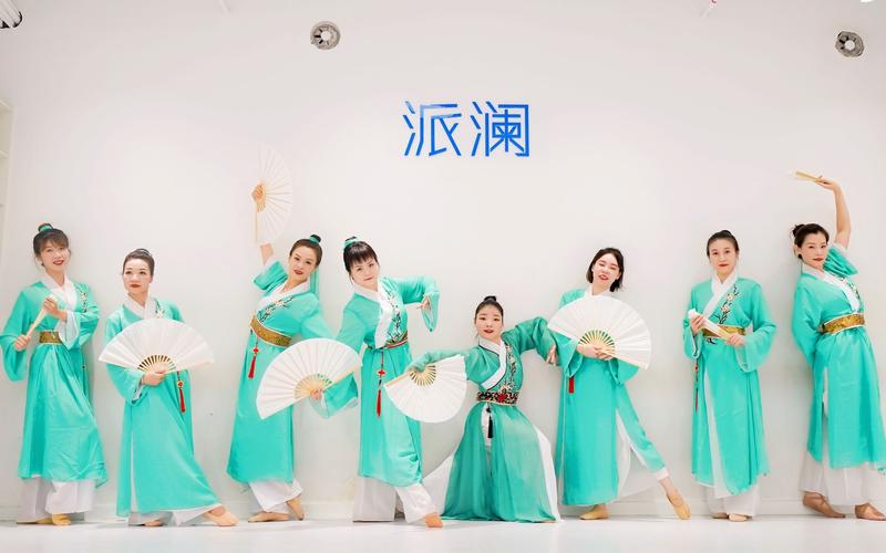 活动  【派澜舞蹈】充满水墨意境的中国风折扇舞《兰亭序》,这就是