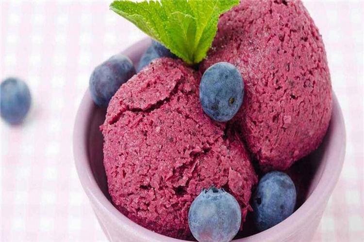 蓝莓雪派冰淇淋