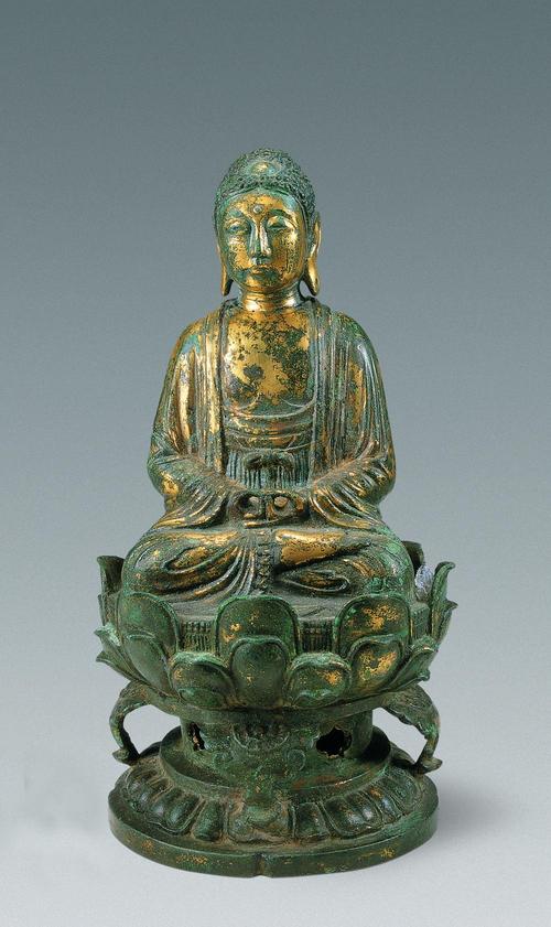 1889 辽–金 铜鎏金佛像