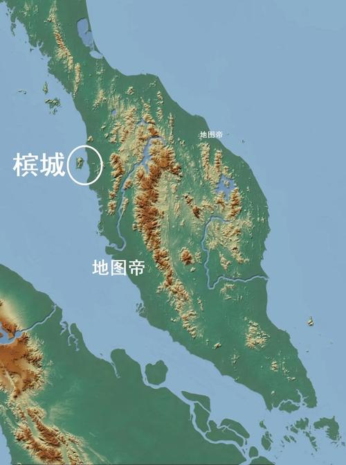马六甲海峡长1000公里,为何只有新加坡繁荣了?