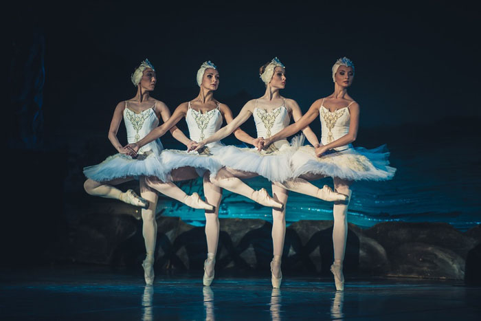 俄罗斯圣彼得堡芭蕾舞剧院天鹅湖成都站