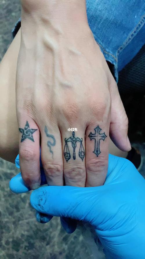 手指纹身阿丰专业纹身店