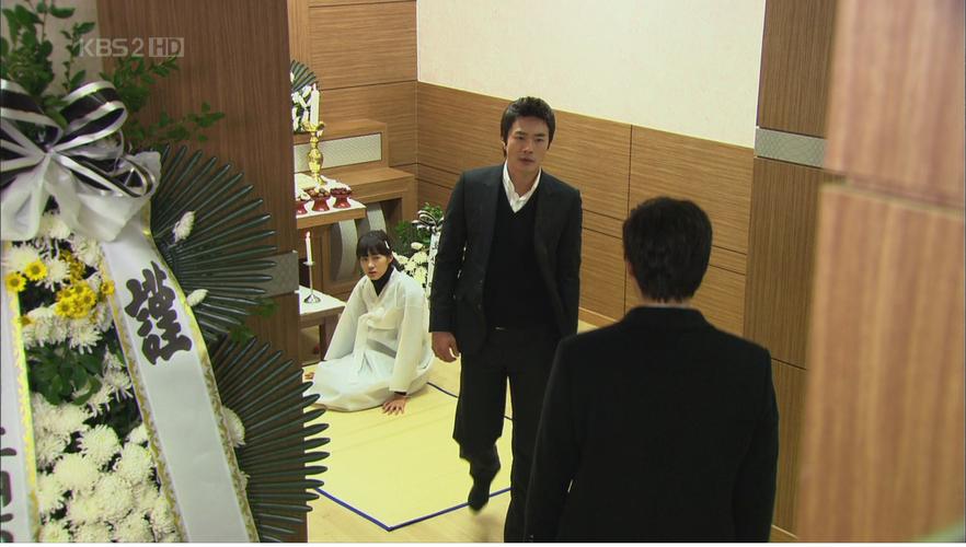  p>《坏爱情》是韩国kbs电视台于2007年12月播出的月火迷你连续剧,由 