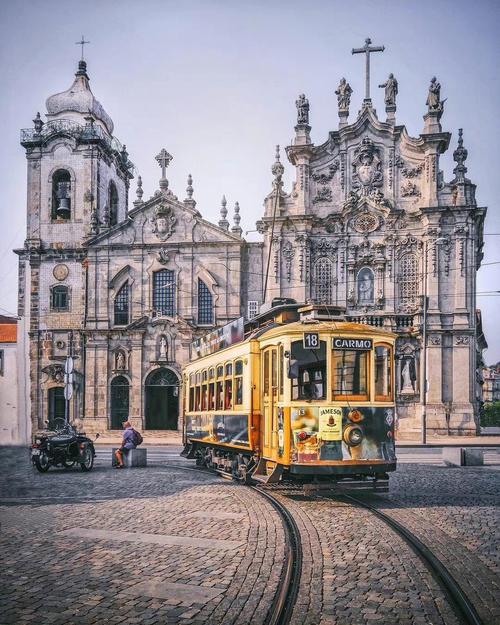 葡萄牙的国名与波特酒都源于这城市,其旧城区与周围产酒区是世界文化