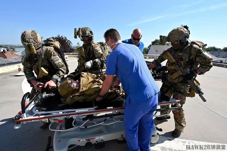 德国ksk特种部队演习特种医疗排紧急救援借用民用医院抢救伤员