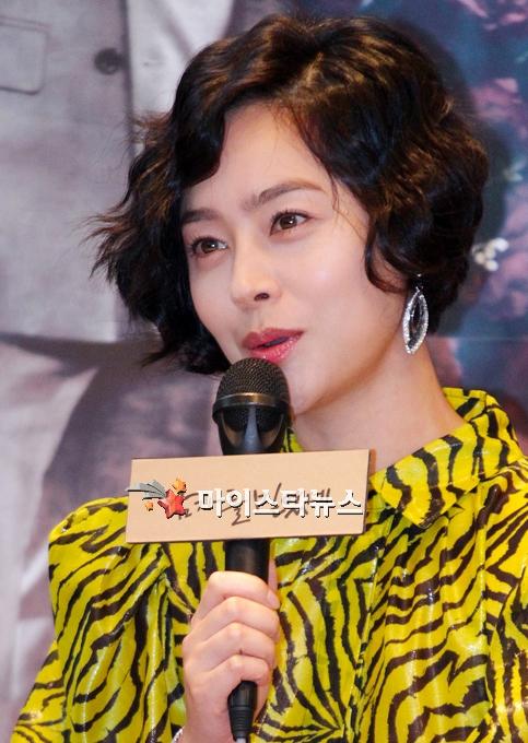  p>禹喜珍,1975年5月24日出生于韩国首尔,韩国女演员.