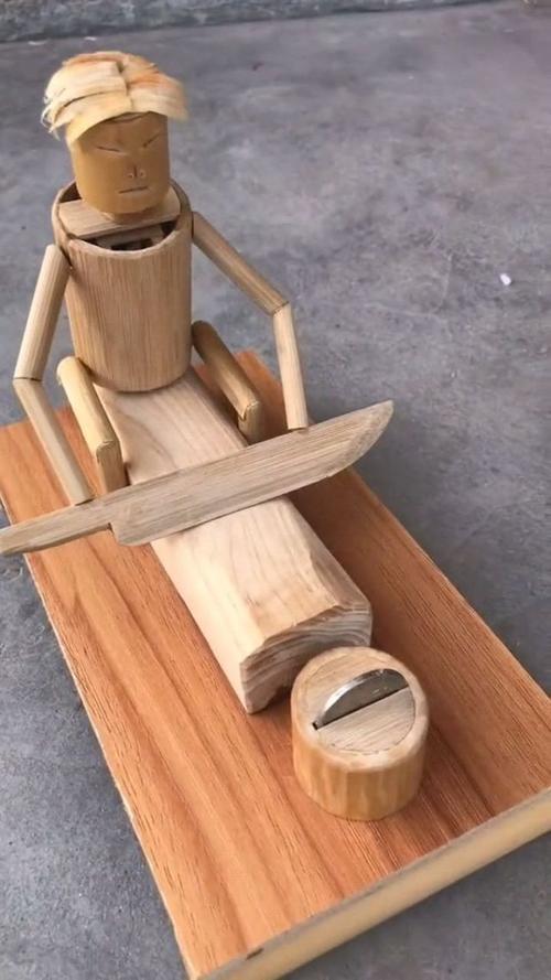 手工制作,竹子玩具,真正的"有钱能让木磨刀"!