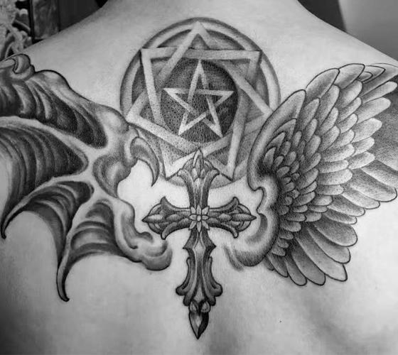 背部 天使与恶魔翅膀_纹身图案手稿图片_廿一的纹身作品集