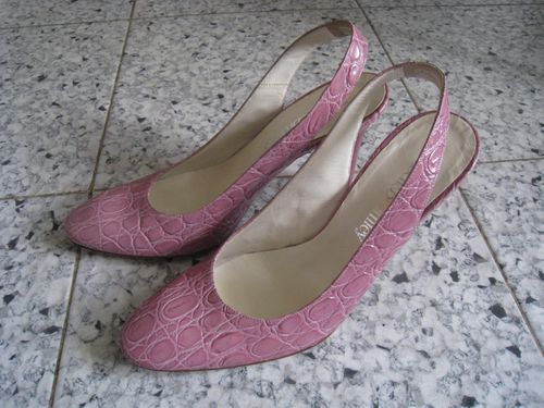 连卡佛品牌 russell & bromley 粉红鳄鱼纹鞋 shoes (购自英国)