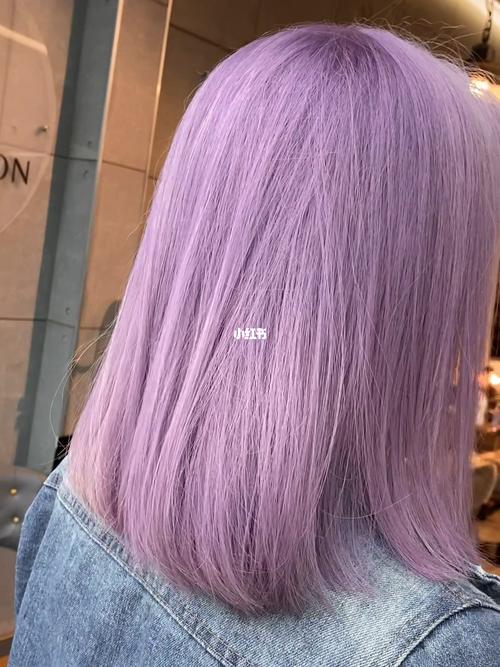 粉紫色