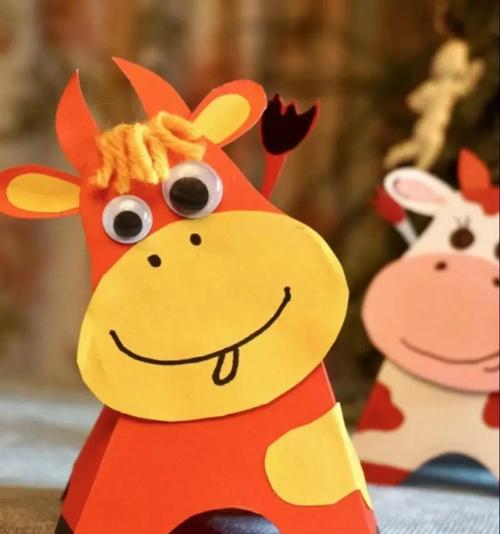 在牛年的春节,我们当然要用红色的卡纸来做一只喜庆的小牛,据说会给一