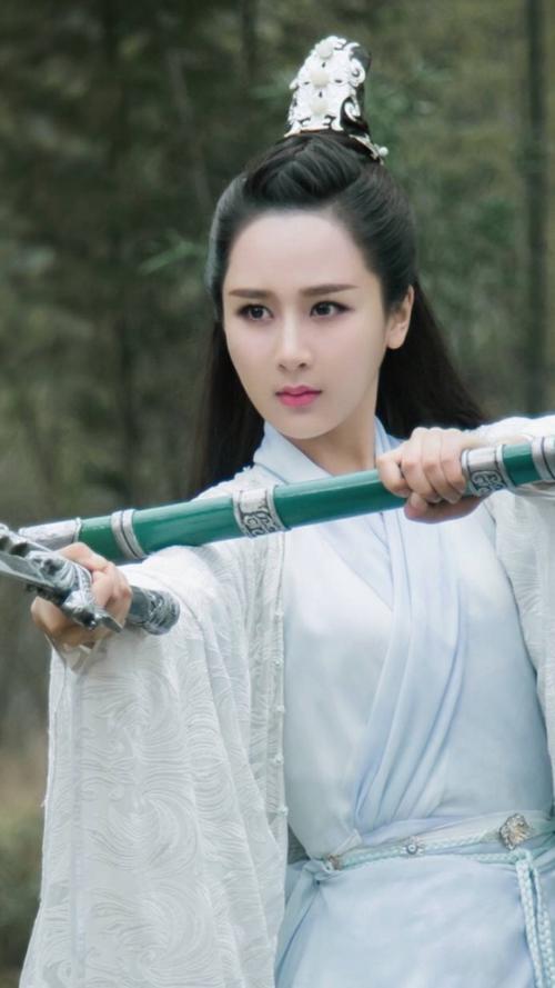古装戏手拿宝剑最好看的十位女星,赵丽颖杨紫上榜-搜狐娱乐