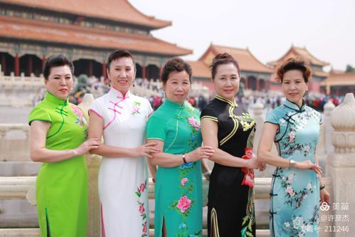 《北京故宫旗袍秀》