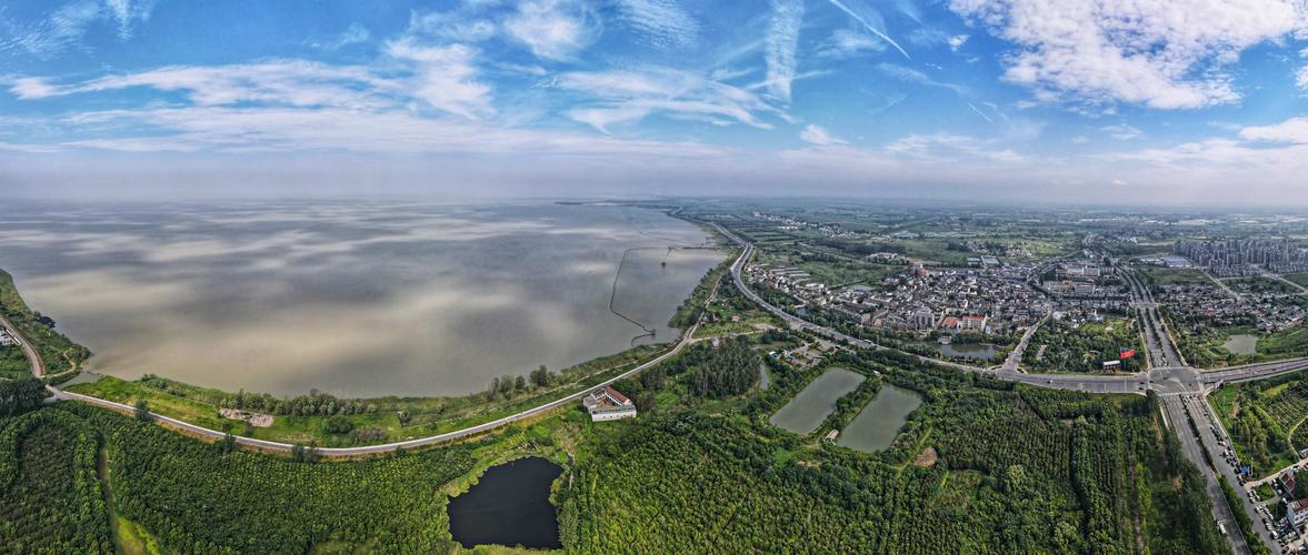 要闻>正文↑这是2021年7月20日拍摄的巢湖风景(无人机照片).