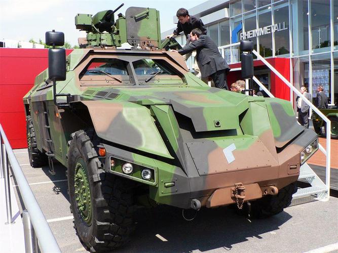 造型科幻的gefas未来装甲战车