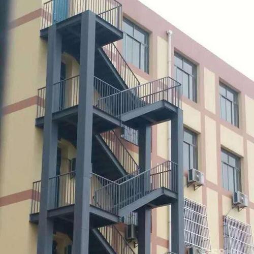 博瑞鑫源钢结构平台楼梯花纹踏步板折弯焊接加工钢结构楼梯安装