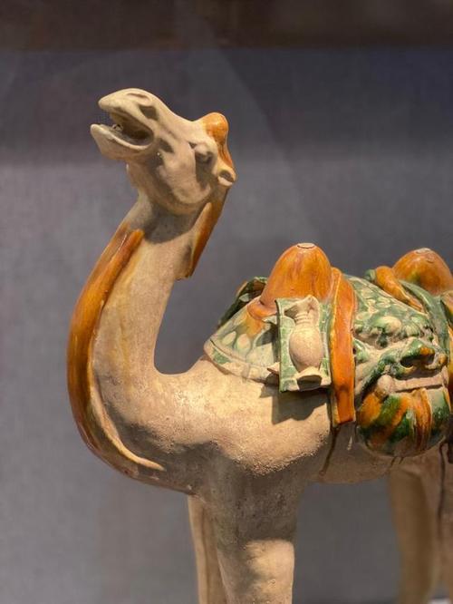 三彩骆驼唐代洛阳博物馆藏tri-colored pottery camel tang dynasty