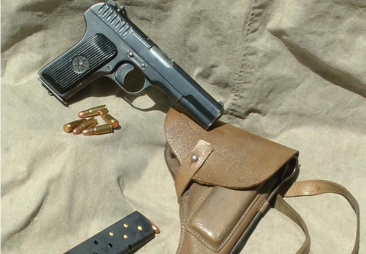 是德国在这一时期研发的pp,ppk小型警用手枪,意大利的伯莱塔m1934手枪