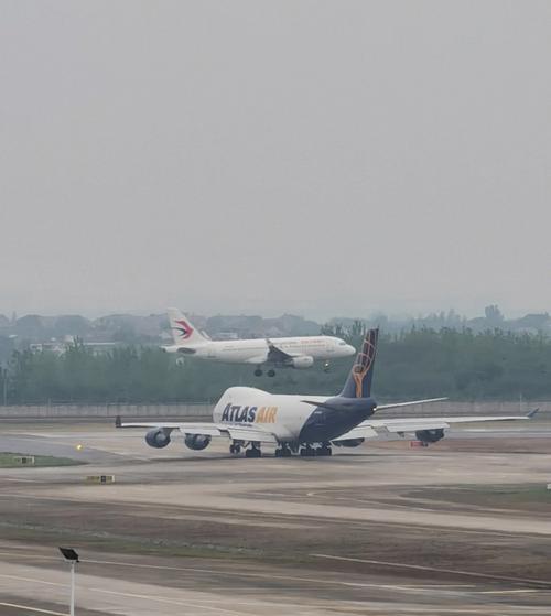 武汉摄影  #武汉旅游  #飞机  #飞机拍摄  #拍飞机  #天河机场