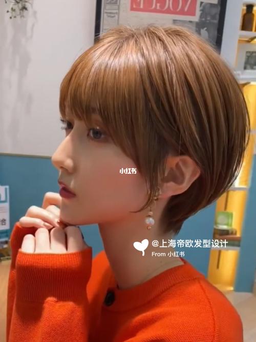 韩式短发该有的样子/减龄显脸小女生都无法抗拒的短发发型~韩式挂耳