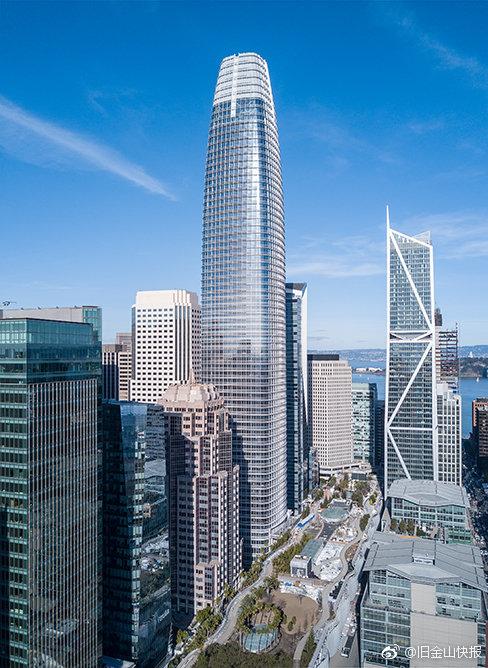 旧金山第一高楼salesforce tower顶楼的观景. 来自旧金山快报 - 微博