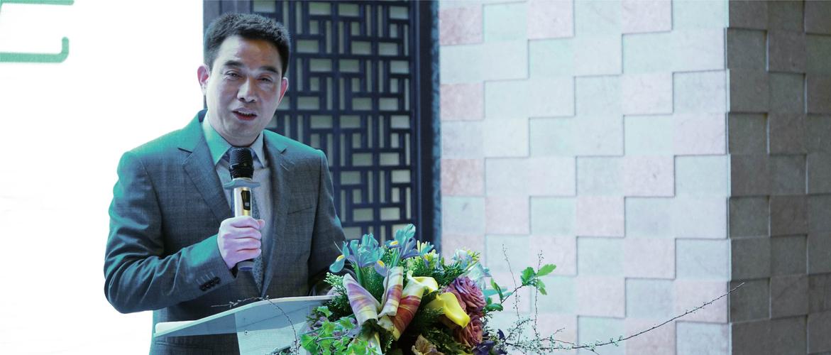 徐记海鲜董事长徐国华先生在2017年春季新品品鉴会上发表讲话 - 徐记
