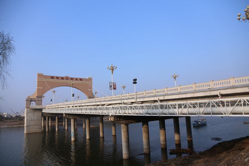 漯河市解放路沙河大桥