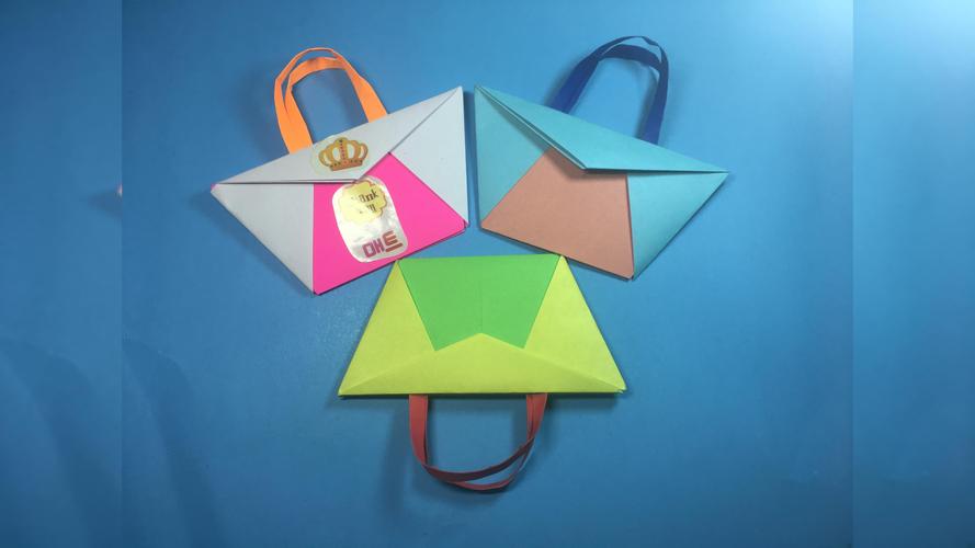 儿童手工折纸斜挎包,简单又漂亮的包包折法教程