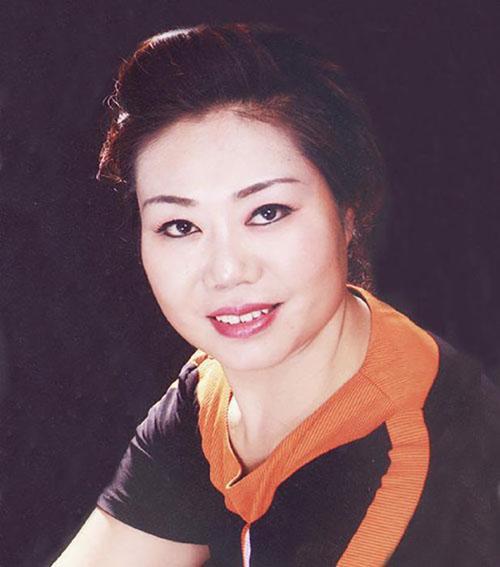 武红霞陕西长武人,陕西省戏曲研究院秦腔团国家一级演员,她的嗓音极好