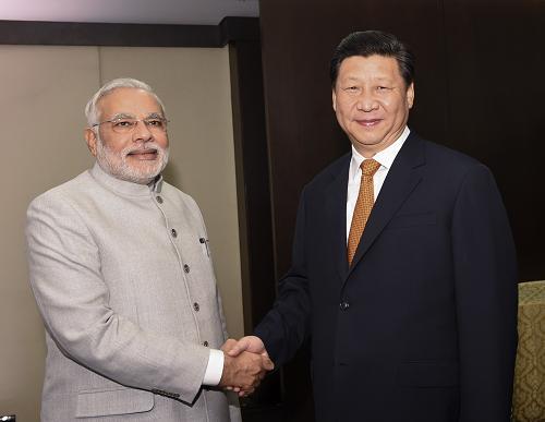> 新闻 > 图片7月14日,国家主席习近平在巴西福塔莱萨会见印度总理