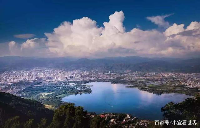 先来说说旅游把,西昌是我国著名的旅游城市,邛海,螺髻山都是非常漂亮
