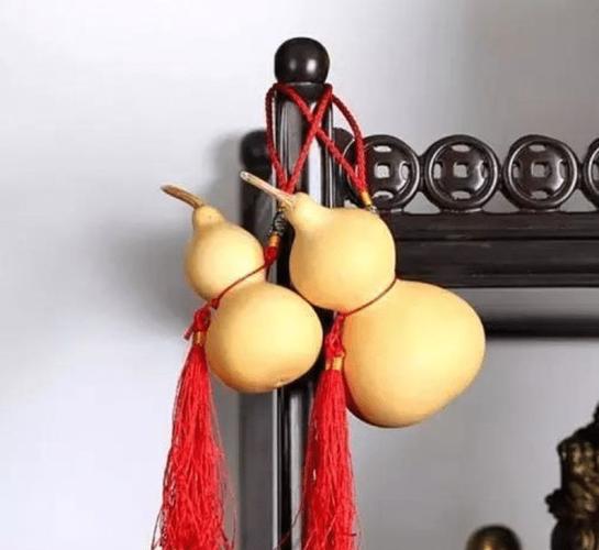 为什么很多人家里喜欢挂葫芦如果家里挂葫芦挂在什么位置好