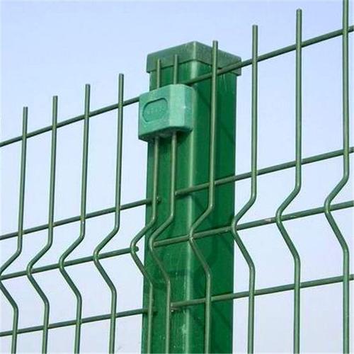 护栏网 双边丝护栏网 框架护栏网 三角折弯护栏网 波浪形护栏网