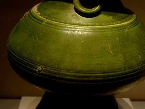 国博东汉绿釉陶壶